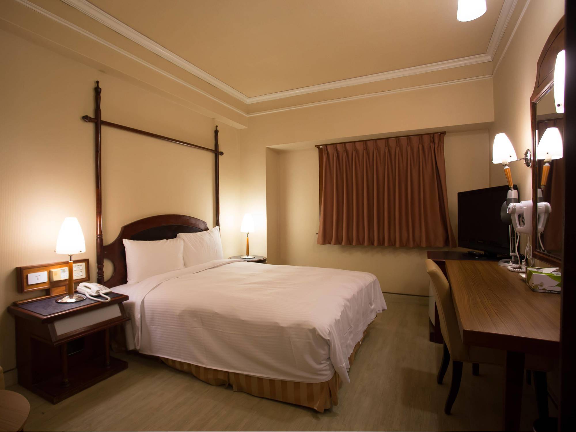 種子商旅 Hotel Kaohsiung Exterior foto